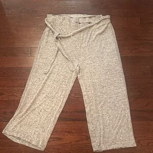 Bobeau Gray Wide-Leg Pants